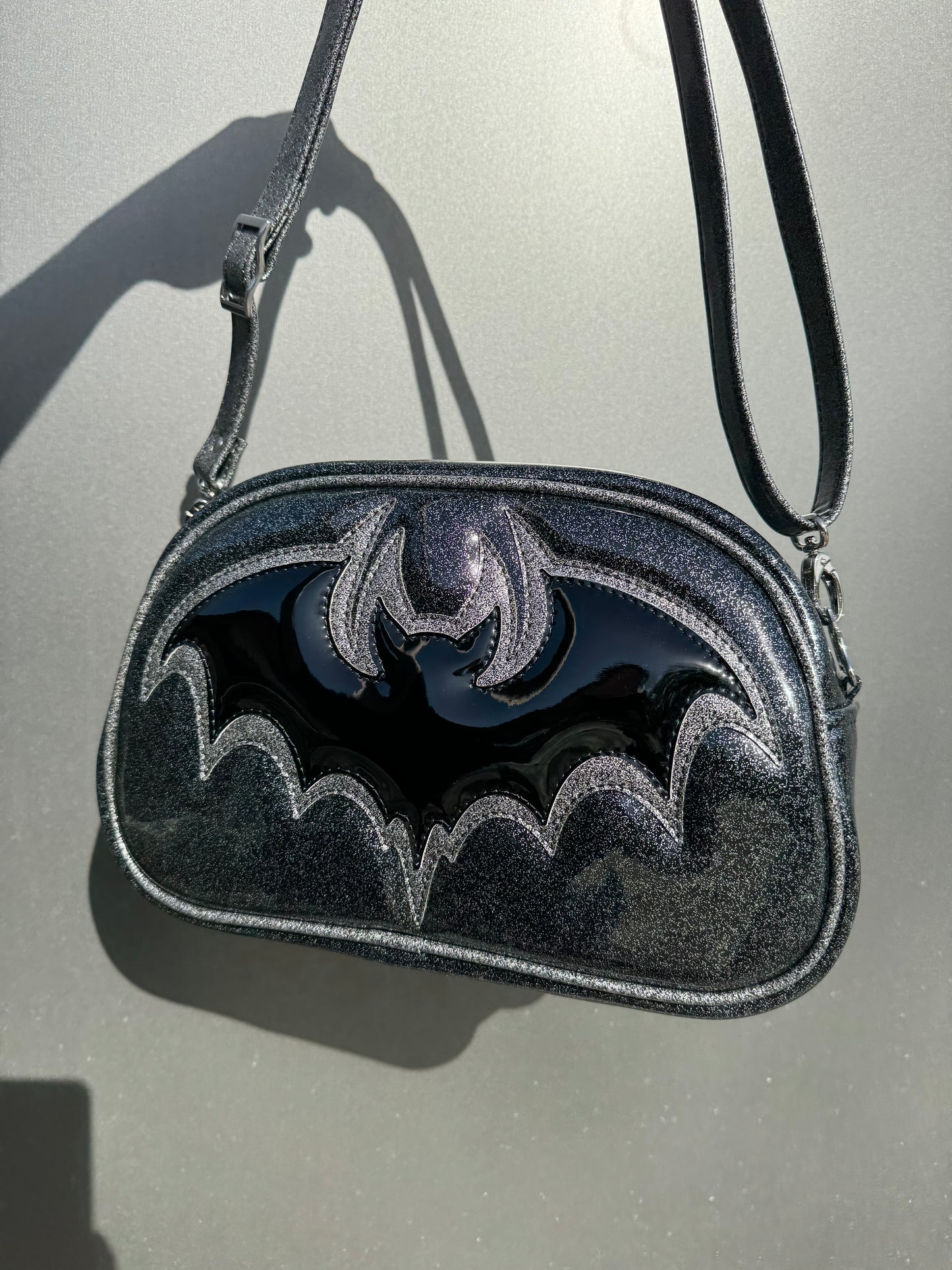 Bat Moxie - Extra Glitter Black & Dark Silver Glitter & Black Chrome Bat
