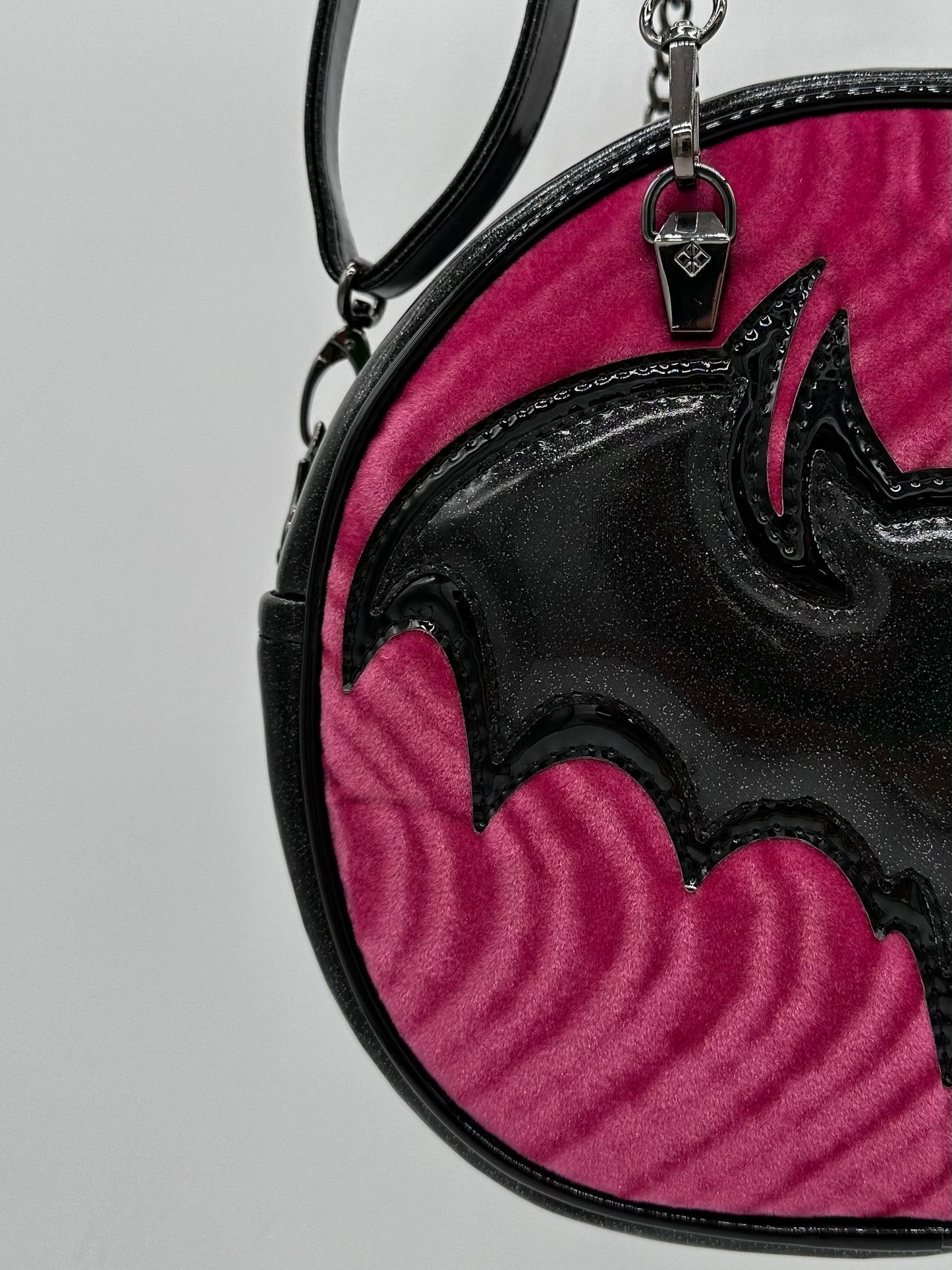 Bat Mid Cruiser - Black Glitter, Hot Pink Swirl Velvet, Black Chrome