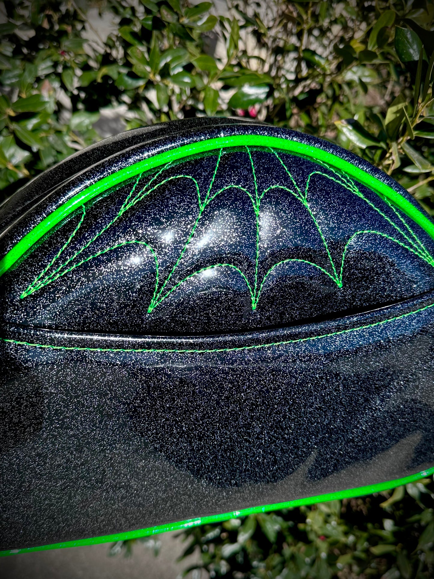 Bowler - Pompadour Skull & Crossbones