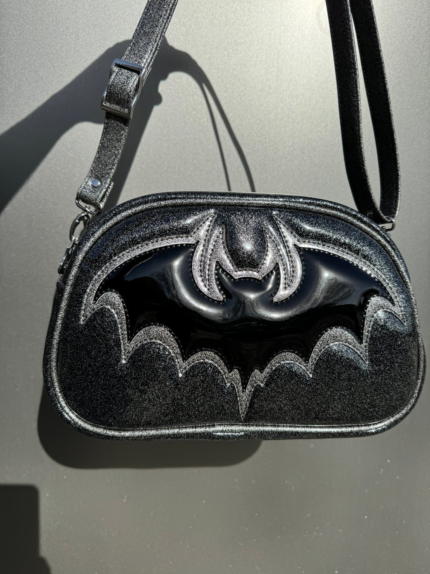 Bat Moxie - Extra Glitter Black & Dark Silver Glitter & Black Chrome Bat
