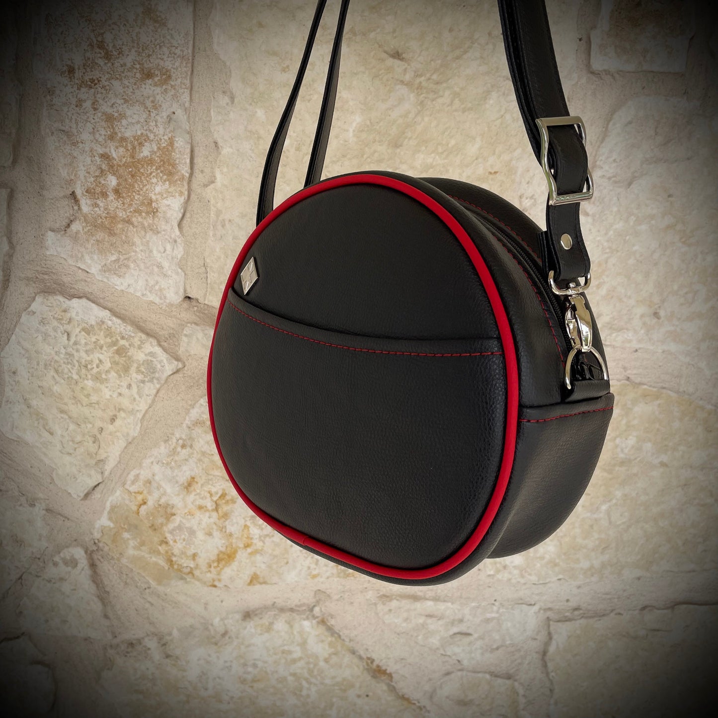 Drippy Drop X Eye Shadow Skull - Symphony Black & Matte Red - *PRE-ORDER