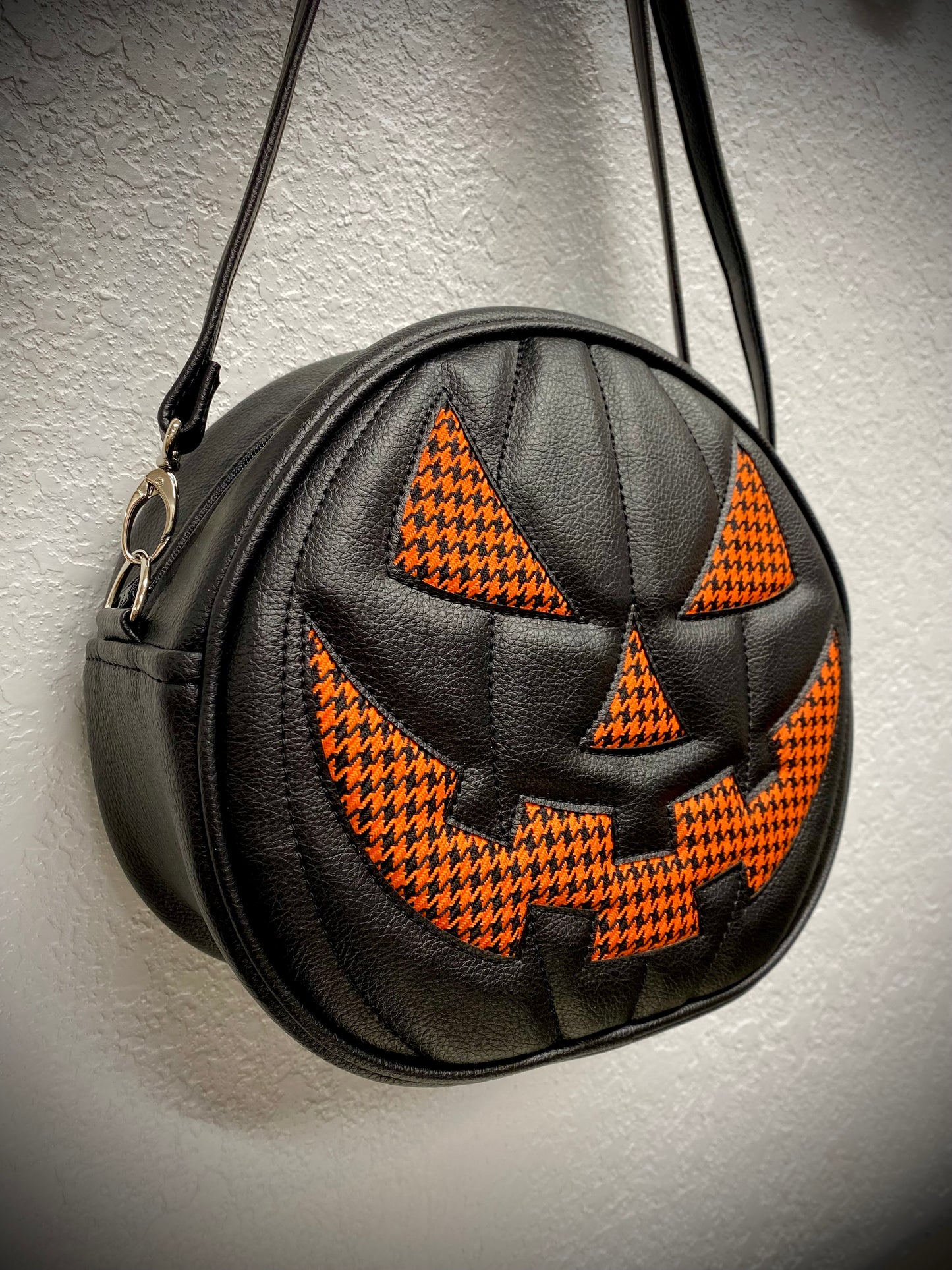 Orange Houndstooth Classic Jack-O-Lantern Face Cruiser Bag *PRE-ORDER