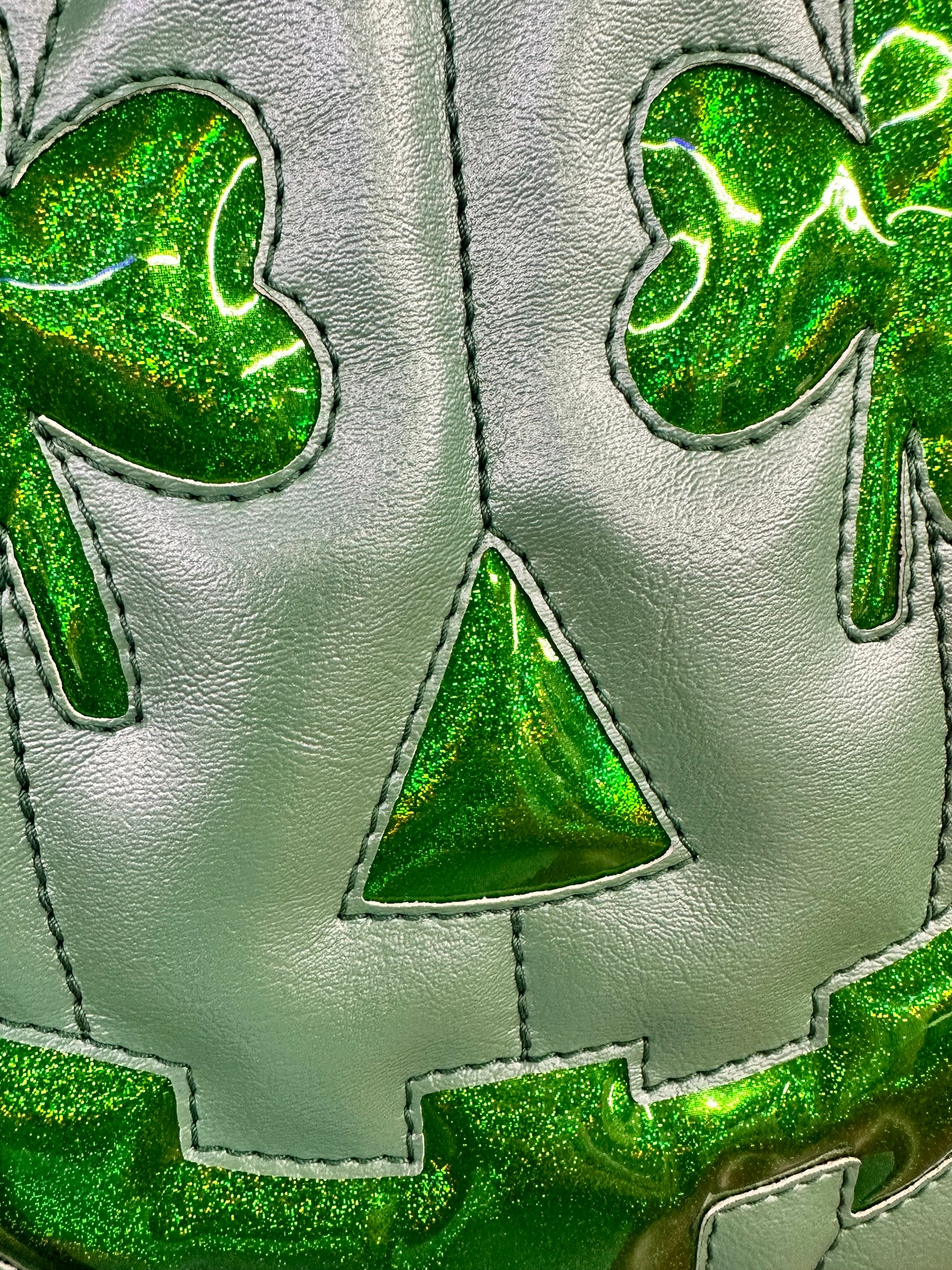Shamrock Patty O'Lantern MID Cruiser - Mint Pearl and Green Glitter Holo Vinyl
