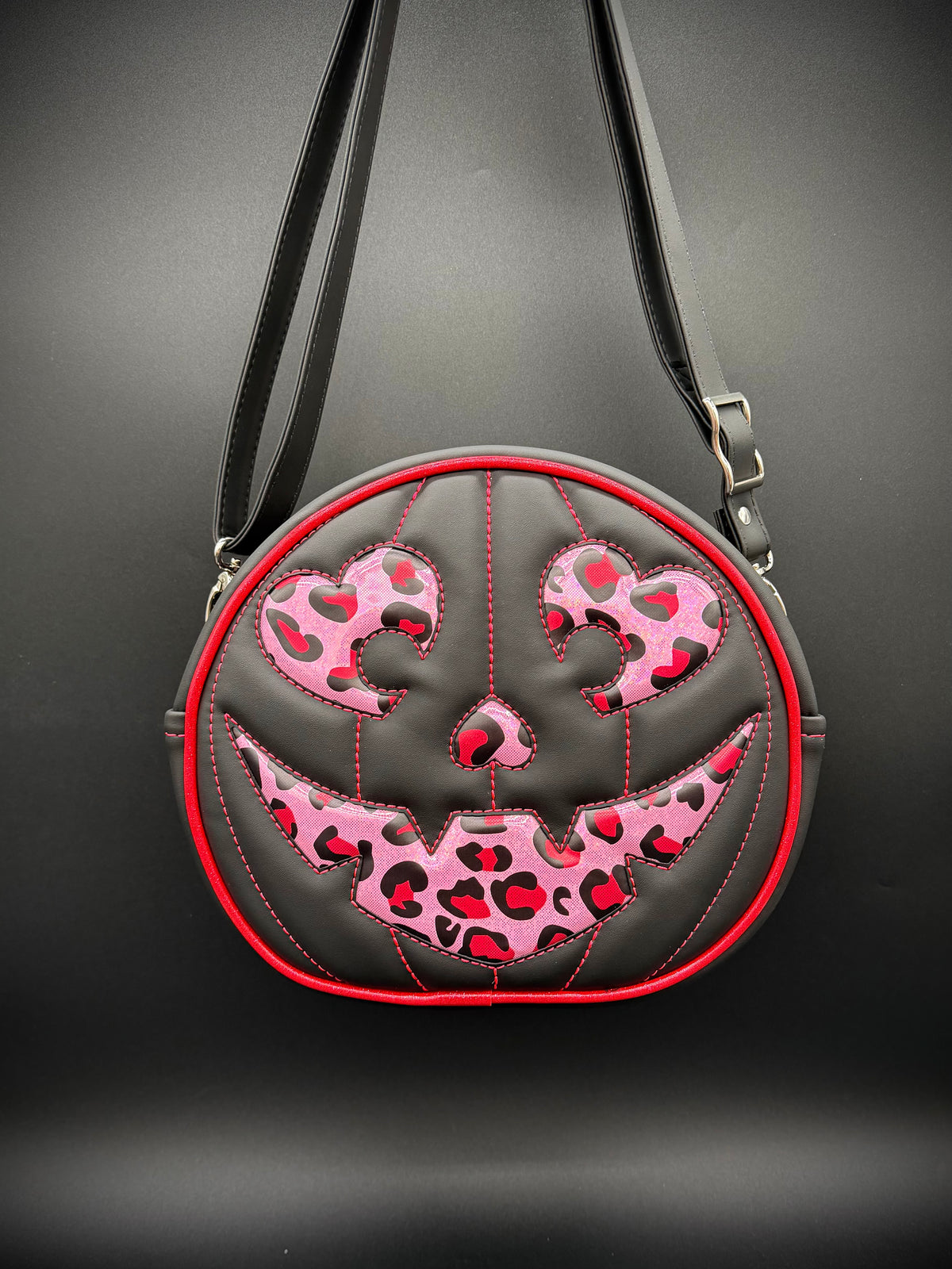 Heart Pumps MID Cruiser - Flat Black & Large Leopard Print in Pink