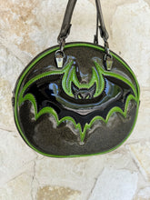 Bat Cruiser - Obsidian Glitter & Lime Glitter with Black Chrome Bat