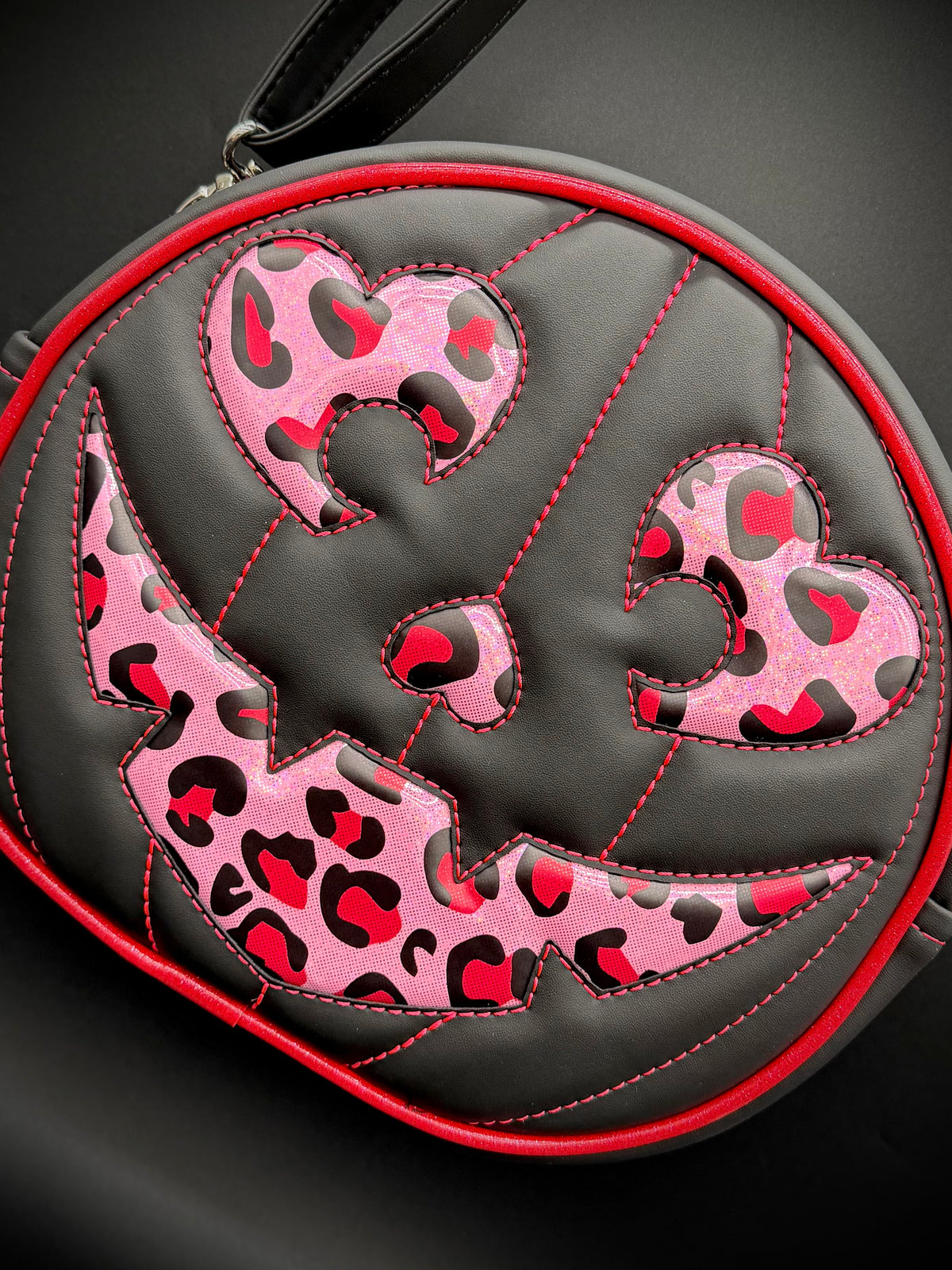 Heart Pumps MID Cruiser - Flat Black & Large Leopard Print in Pink