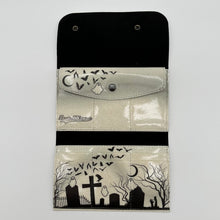 TALLER Graveyard Wallet - WITH GHOSTS - White Glitter