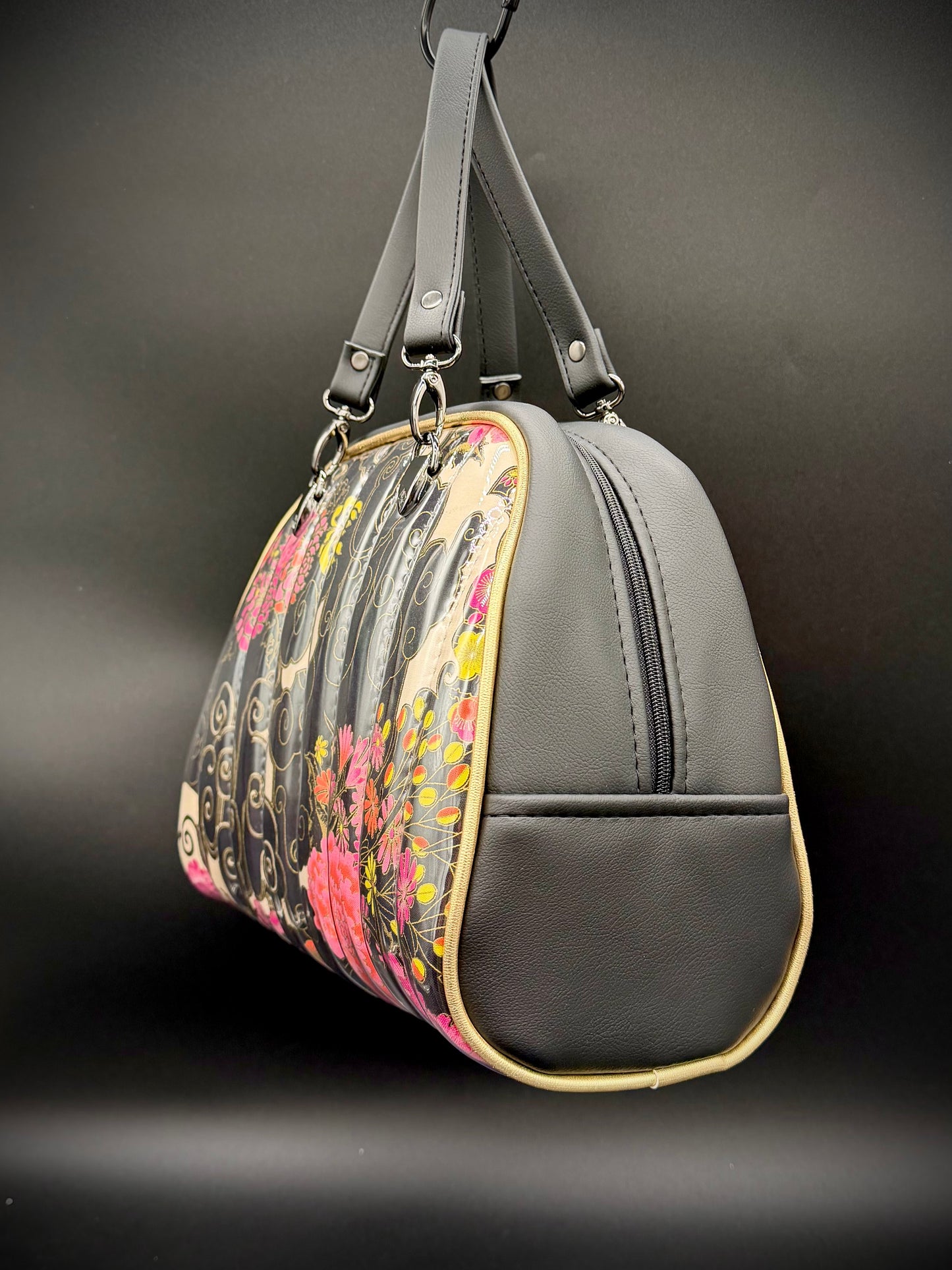 Linx - Alfred Shaheen Fabric with a Matte Black Vinyl & Gold Metallic Piping
