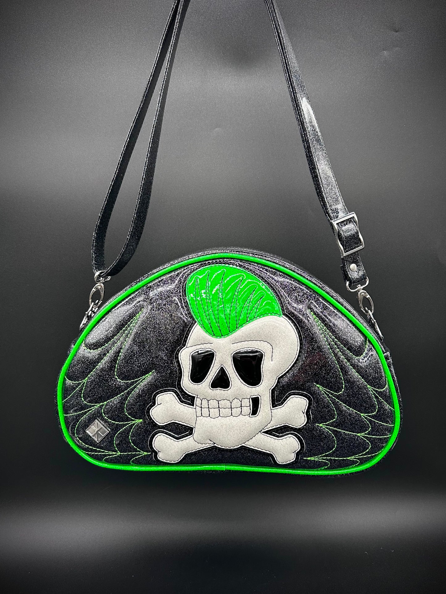 Bowler - Pompadour Skull & Crossbones
