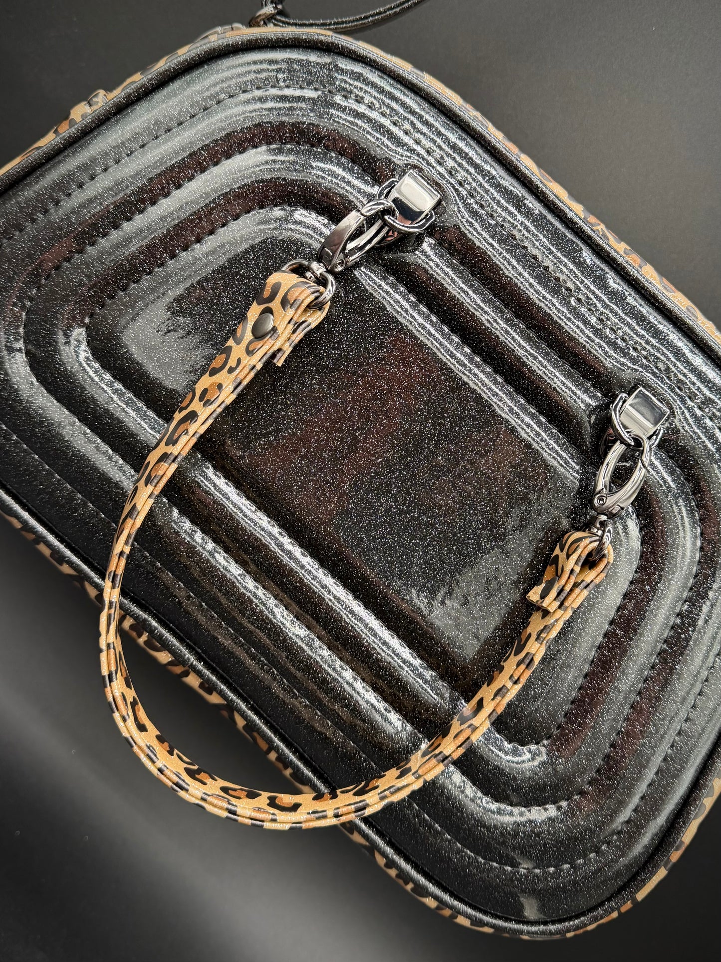 Moxie - Black Glitter & UV Printed Leopard