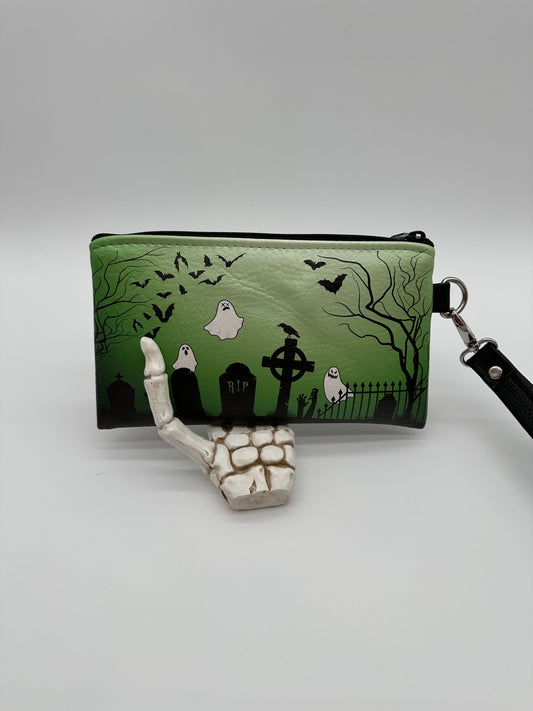 Graveyard Wristlet - Green on White Pearl