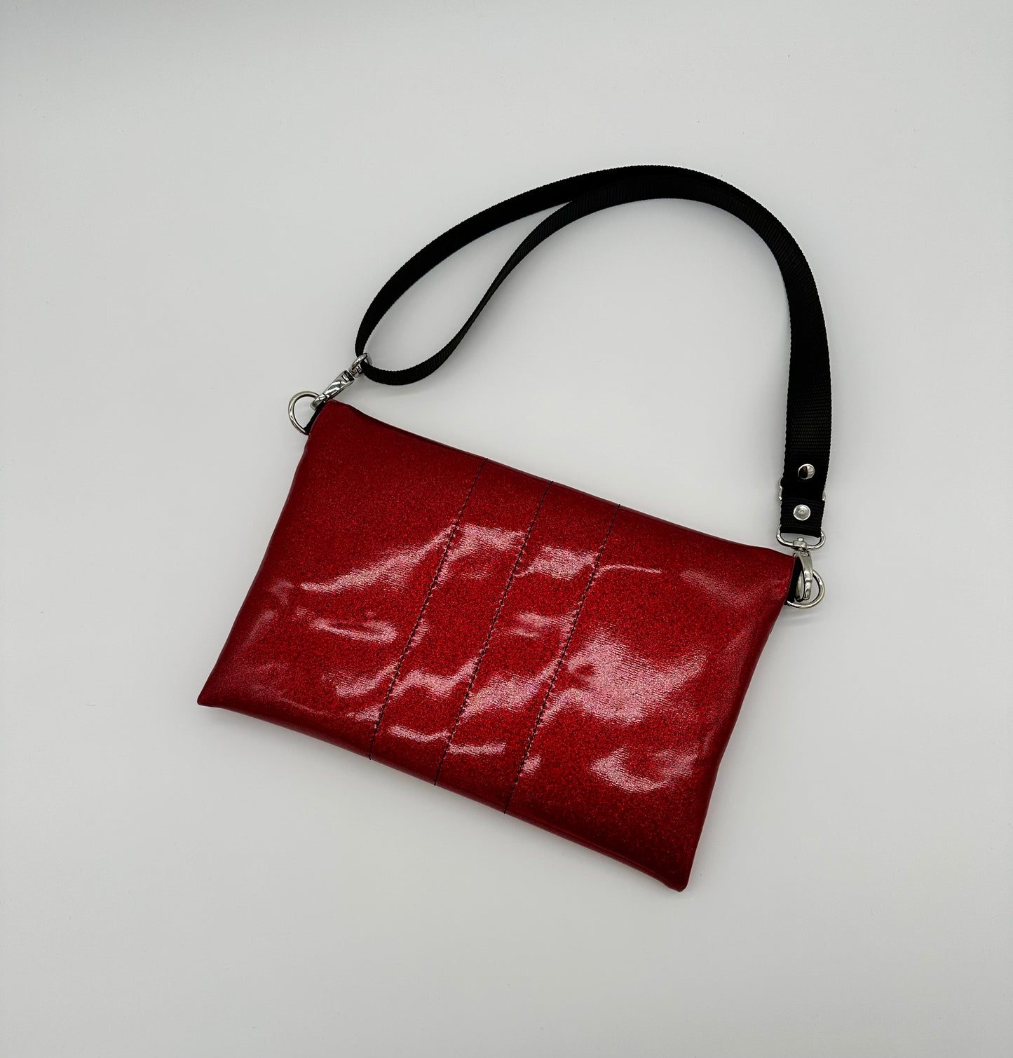 Hip Pack - Blood Red Glitter Vinyl With 3 Center Pleats