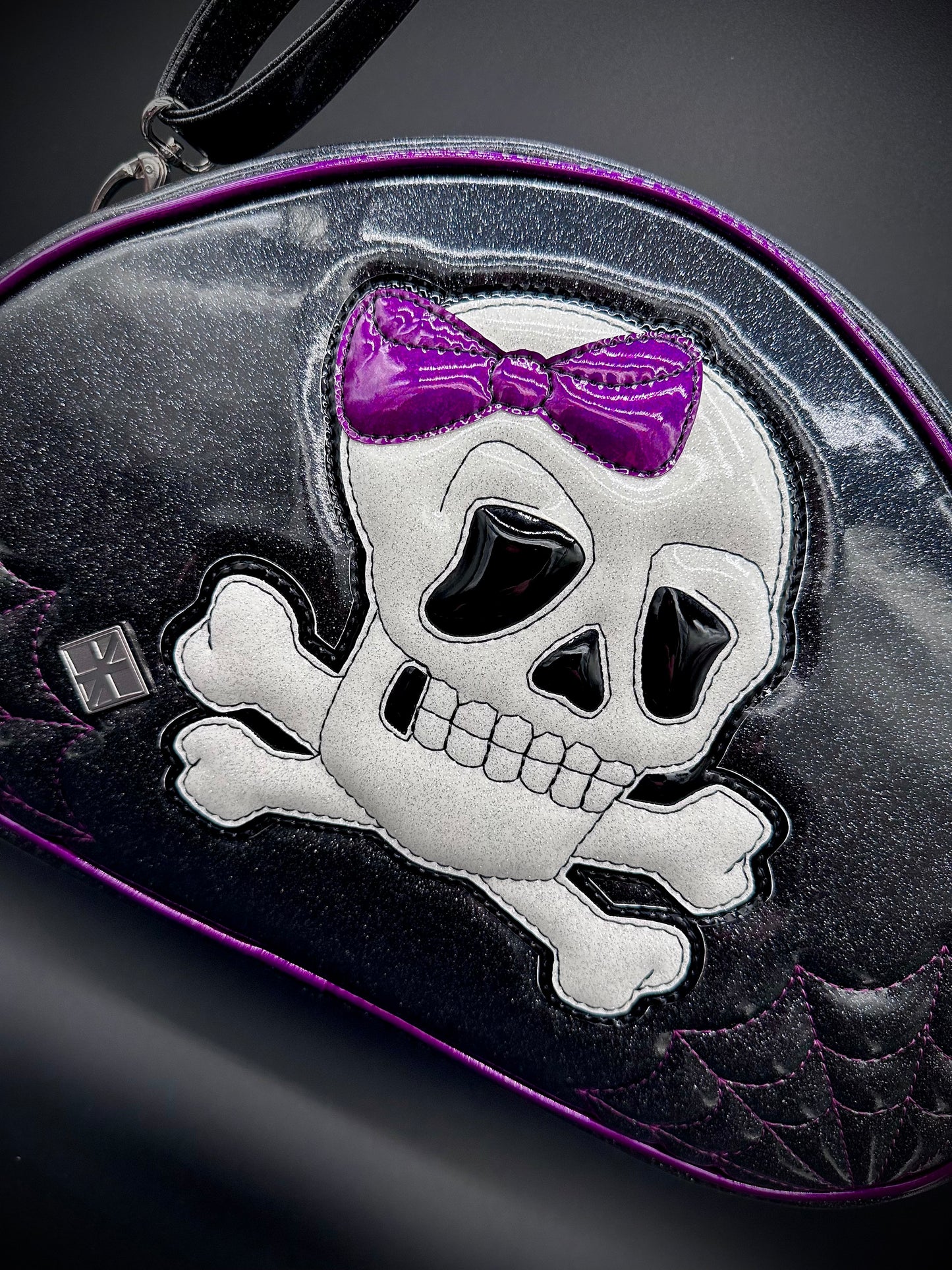 Bowler - Bow Skull & Crossbones