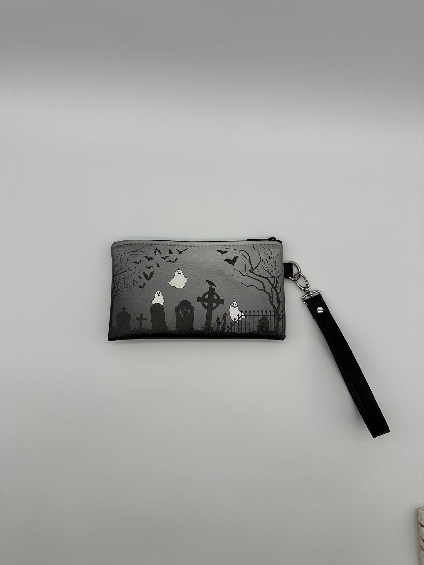 Graveyard Wristlet - Black on White Pearl