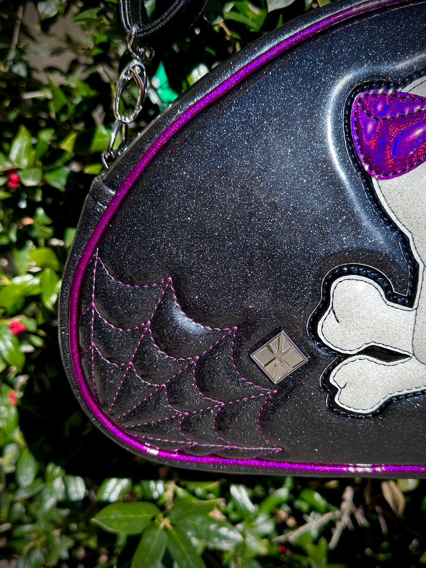 Bowler - Bow Skull & Crossbones