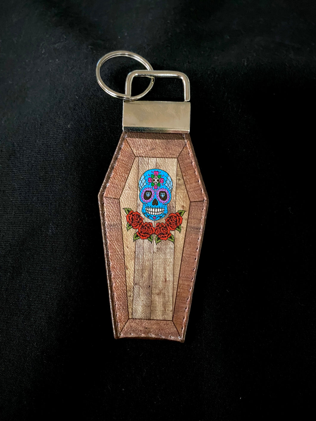 Keychain-Coffin with Skull